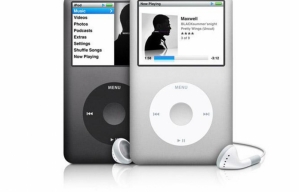 Apple iPod Classic 160GB - Silver, Black